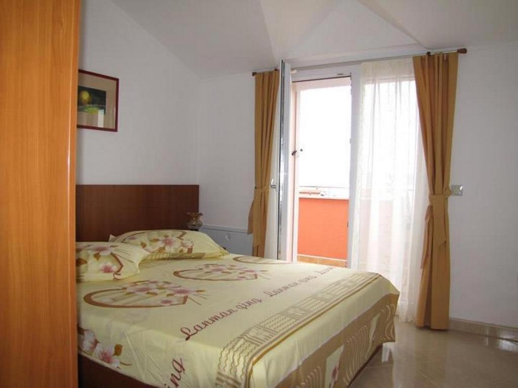Family Friendly Apartments With A Swimming Pool Nevidjane, Pasman - 18054 Neviđane Eksteriør bilde